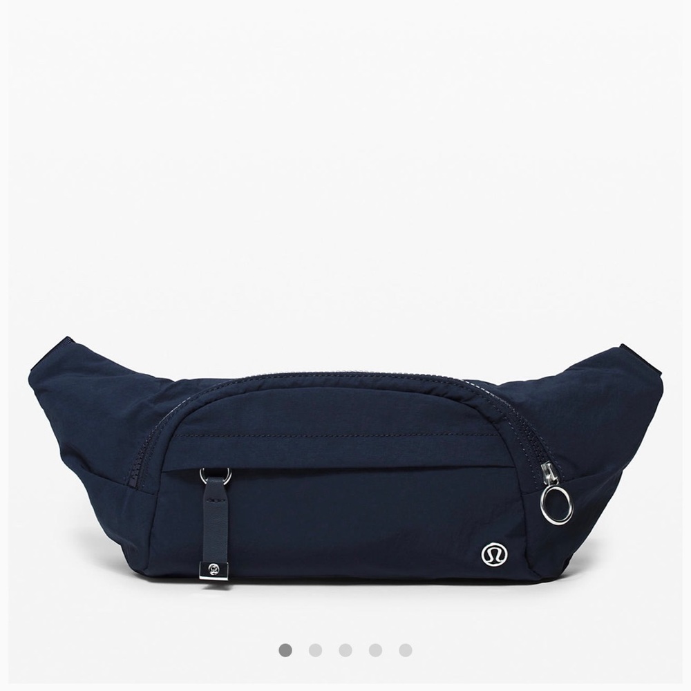 Lululemon On The Beat Belt Bag 4.5L Navy